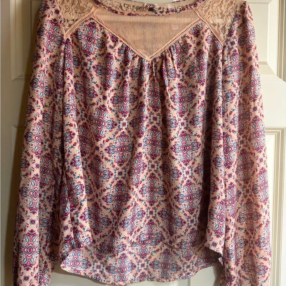 Women’s medium shirt